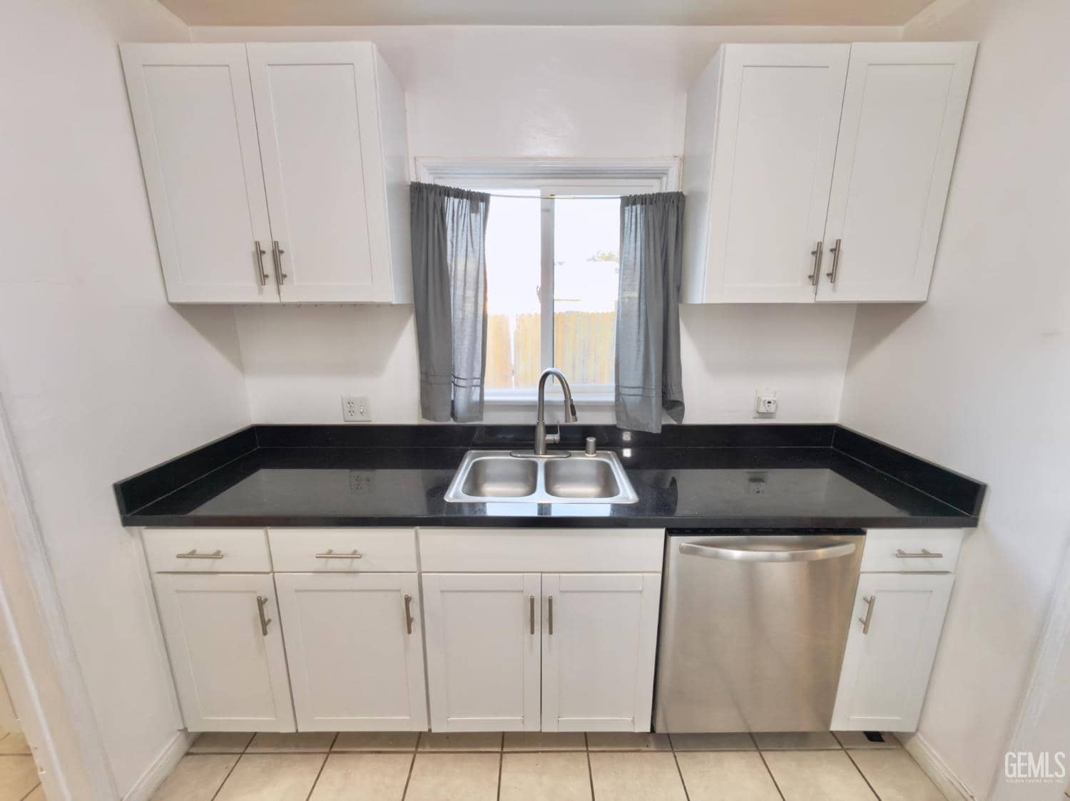 618 1/2 Charlana Drive — photo 5