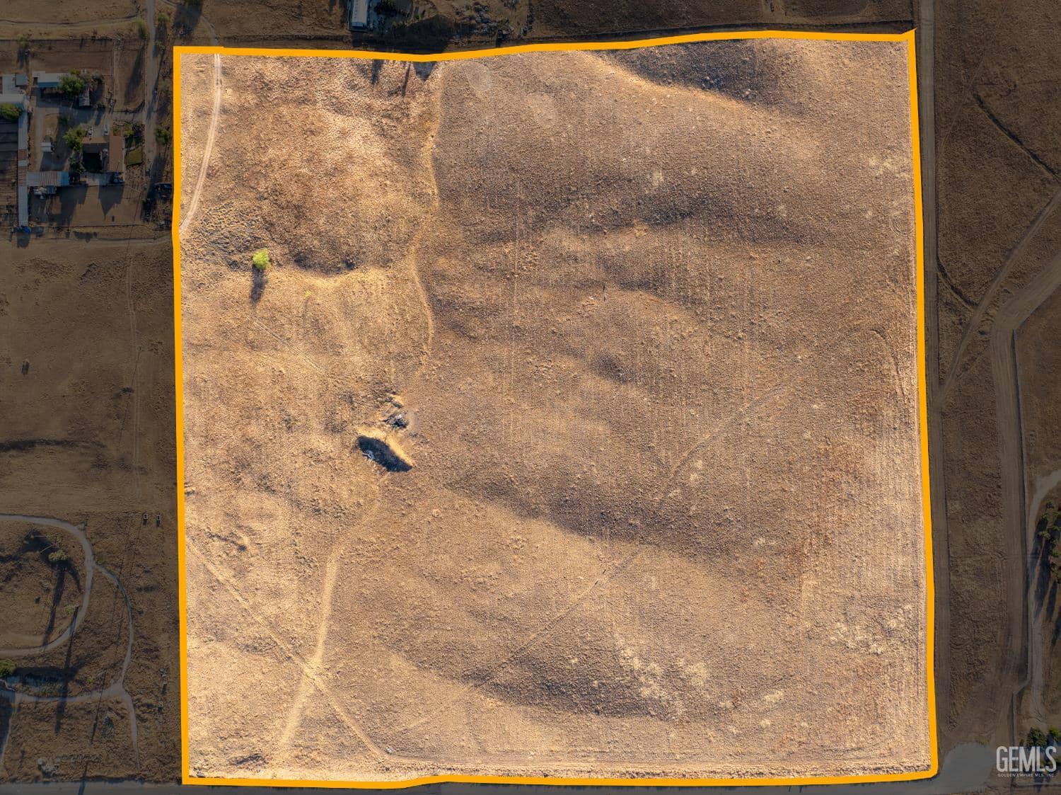7000 Valley Lane — photo 3