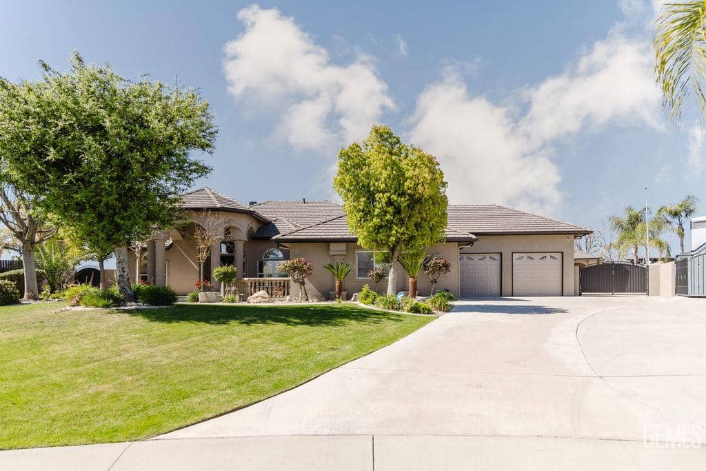 14332 Table Rock Avenue