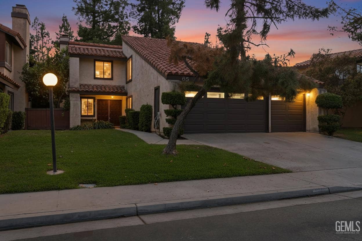 4165 Pinewood Lake Drive