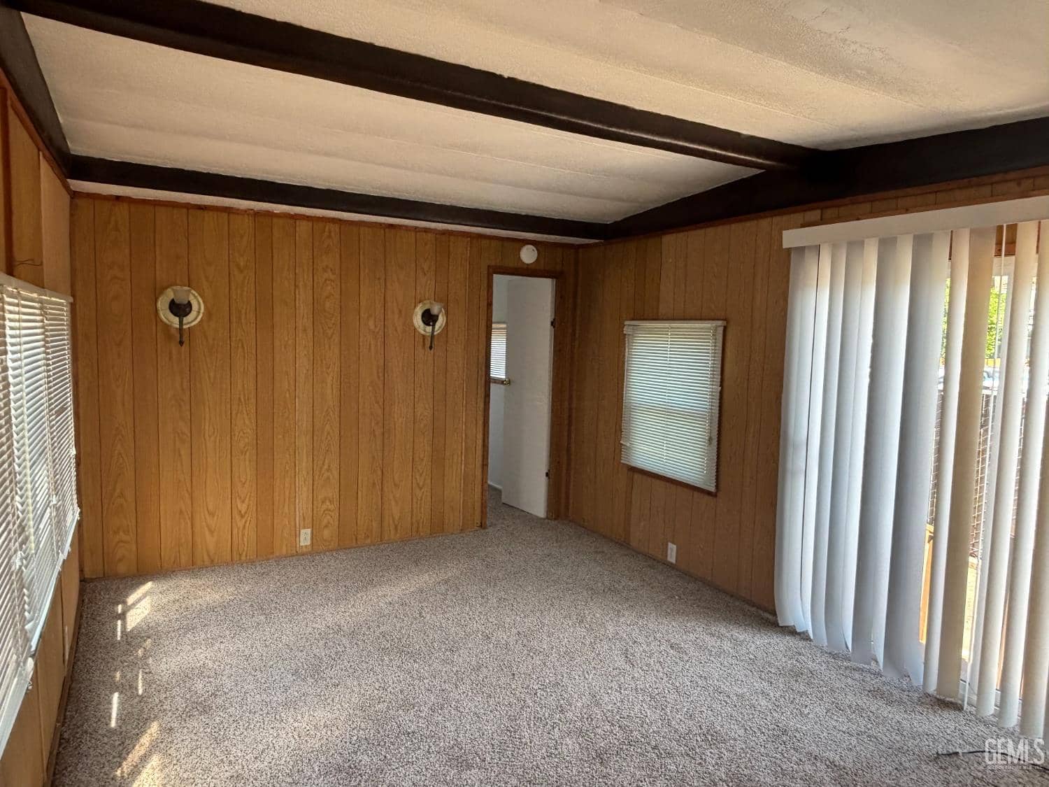 405 McCord Avenue — photo 4