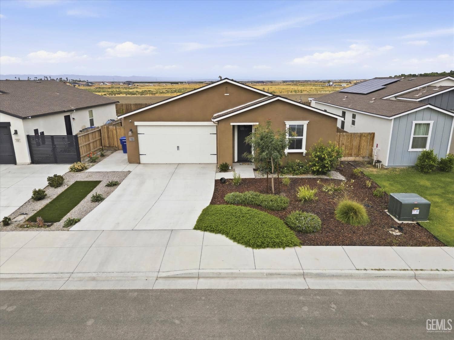 7723 Nigu River Street — photo 4