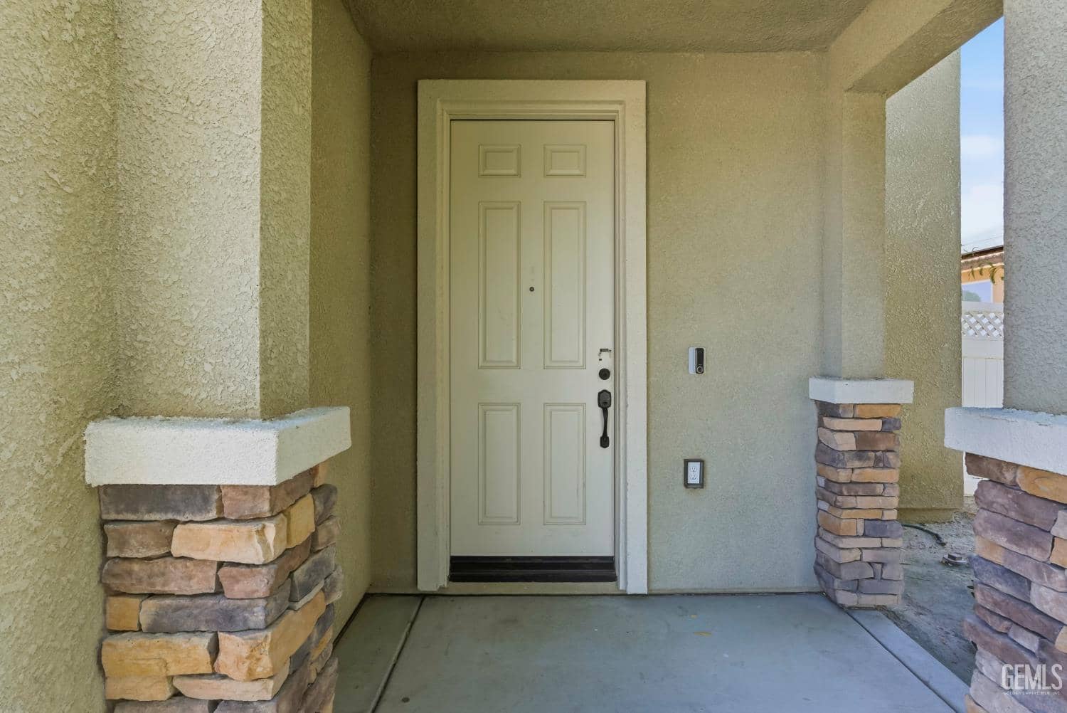 23 White Alder Drive — photo 4