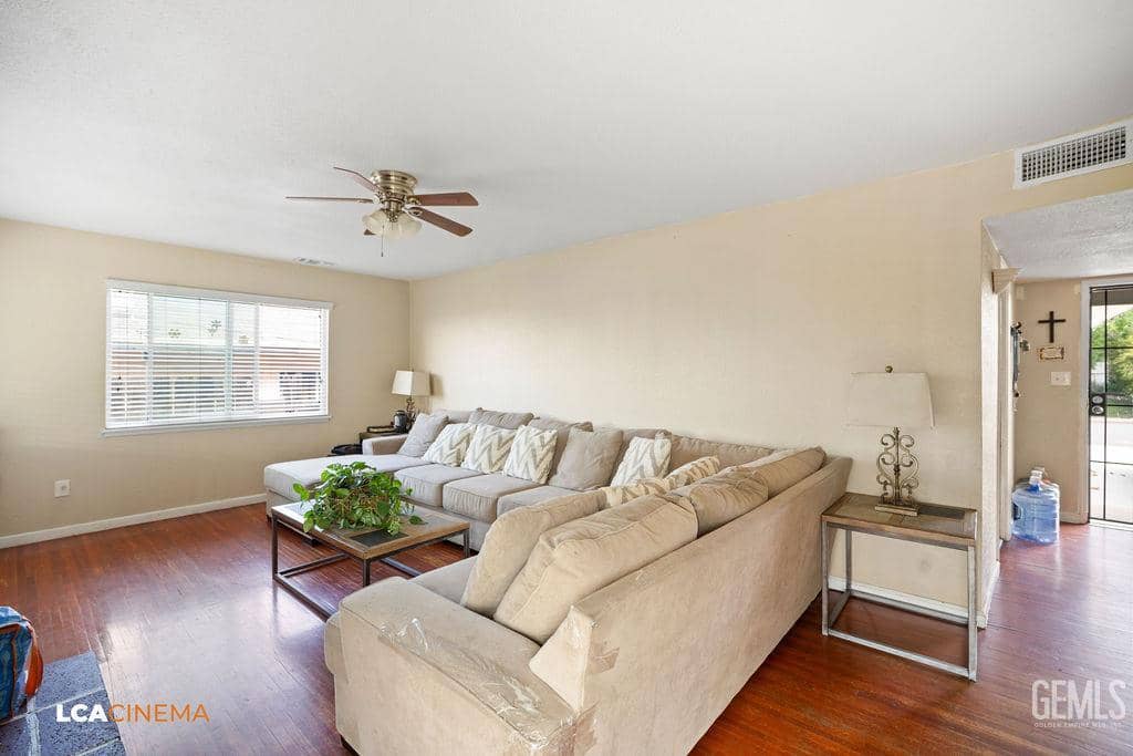 2613 N Cardinal Avenue — photo 5