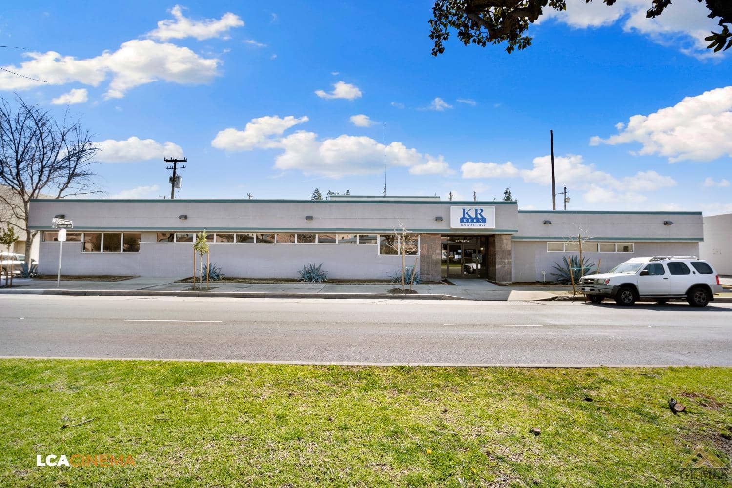 1817 Truxtun Avenue