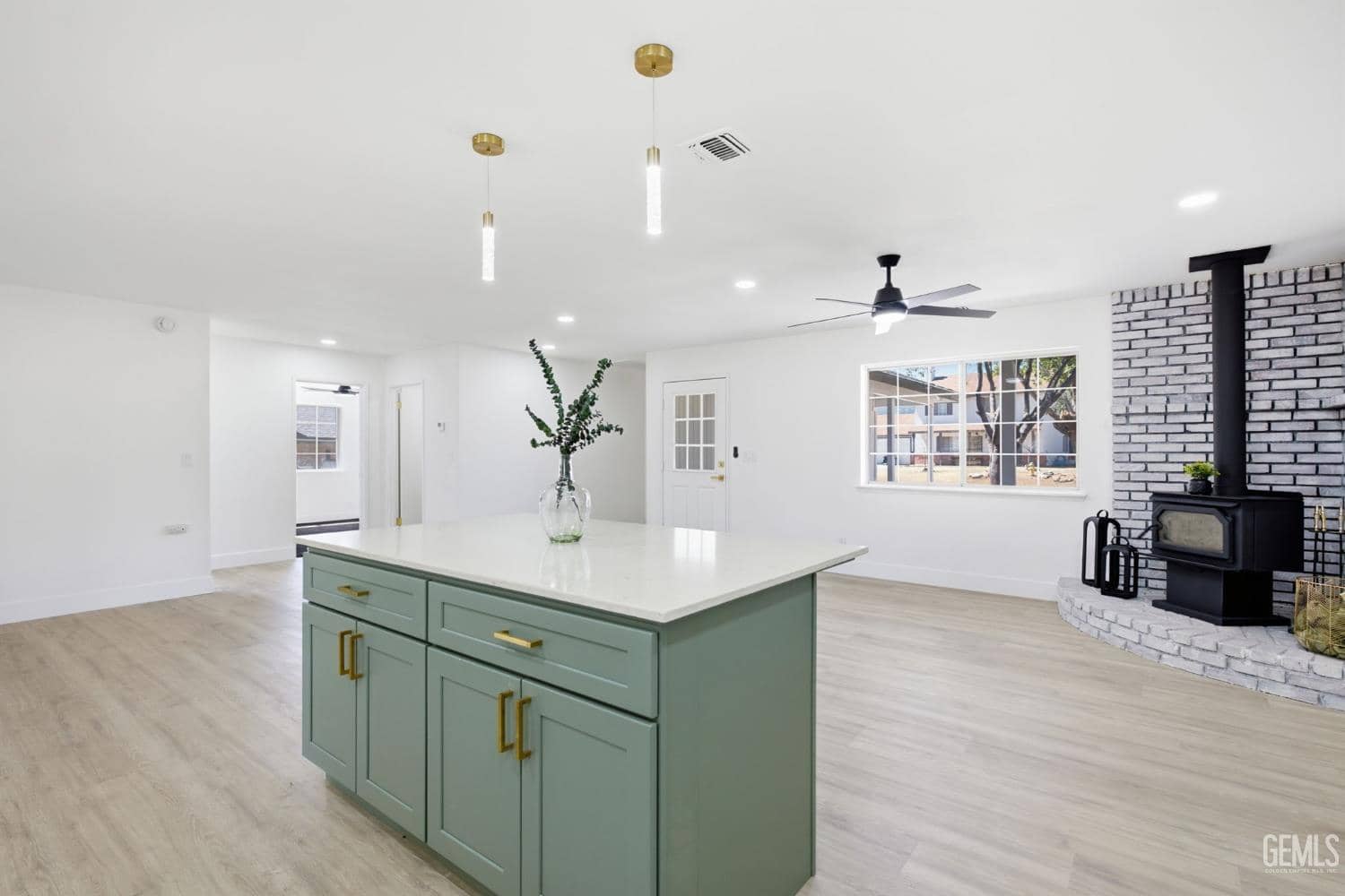 21009 Brentwood Drive — photo 3