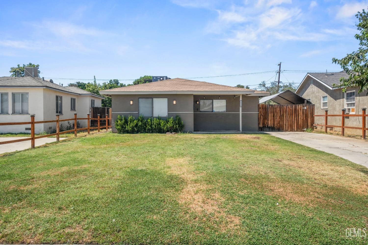 1316 El Tejon Avenue