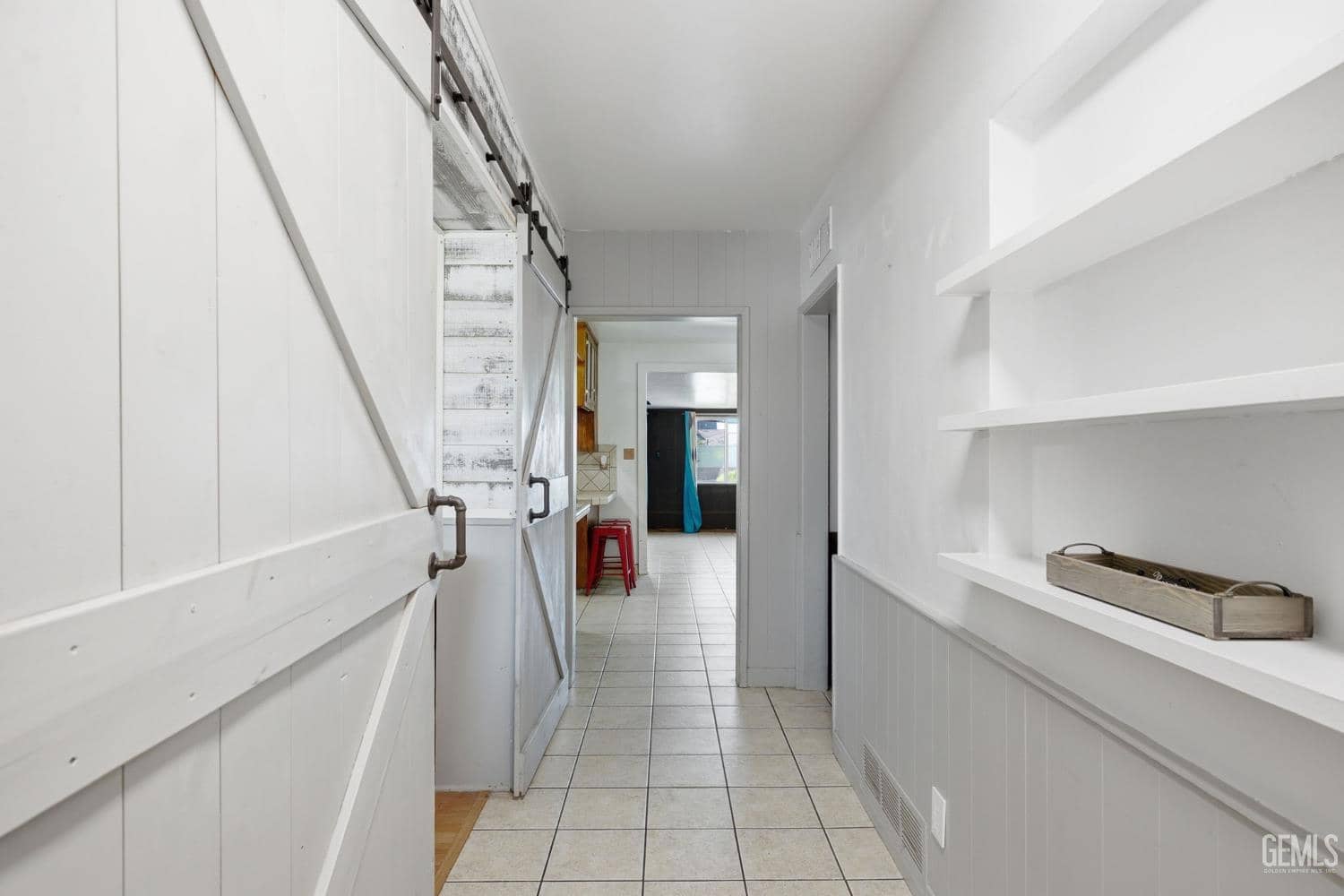 923 Devore Avenue — photo 3