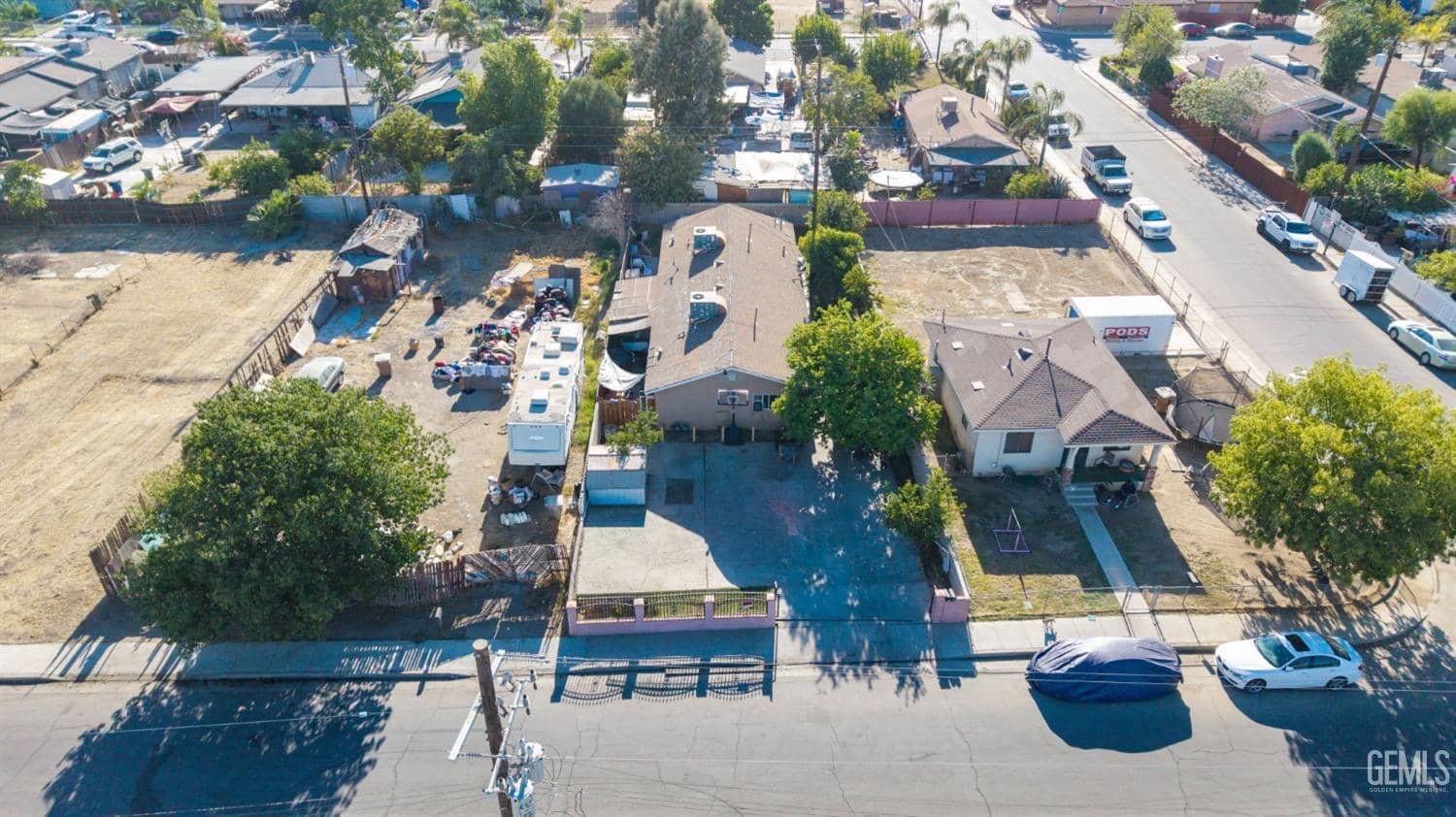 902 Collins Way