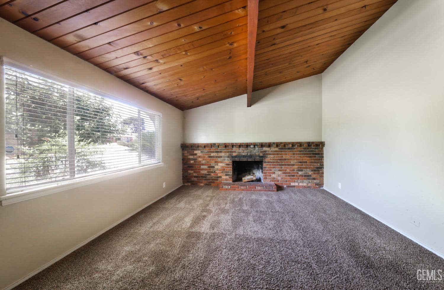 2707 Wenatchee Avenue — photo 6