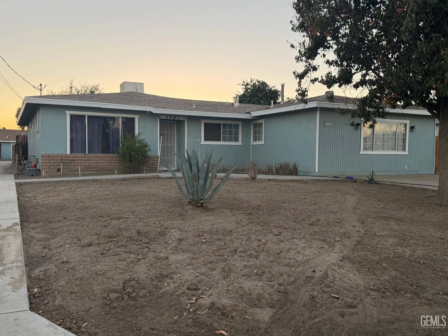 5907 Stacey Street — photo 3