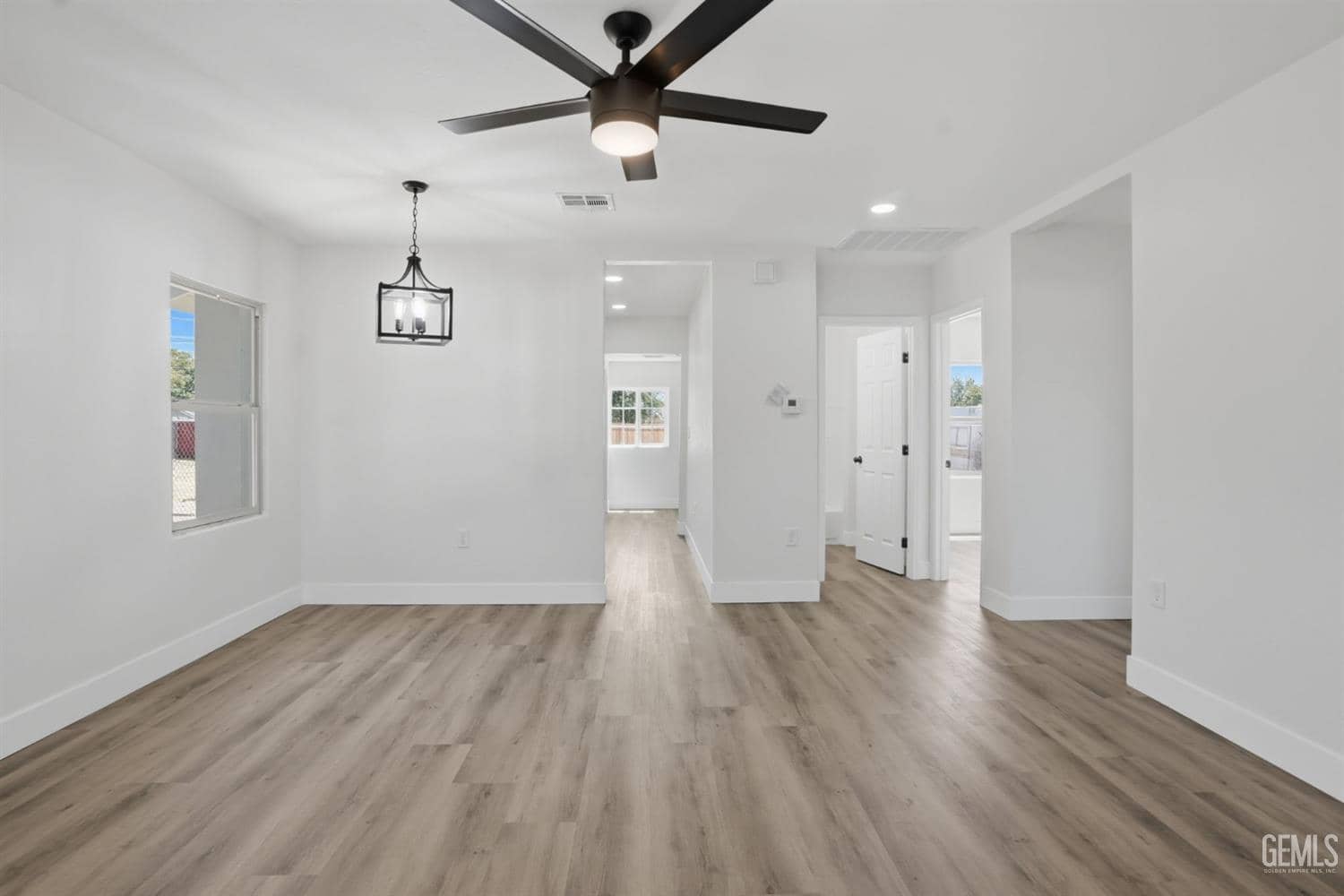 707 Lincoln Avenue — photo 6