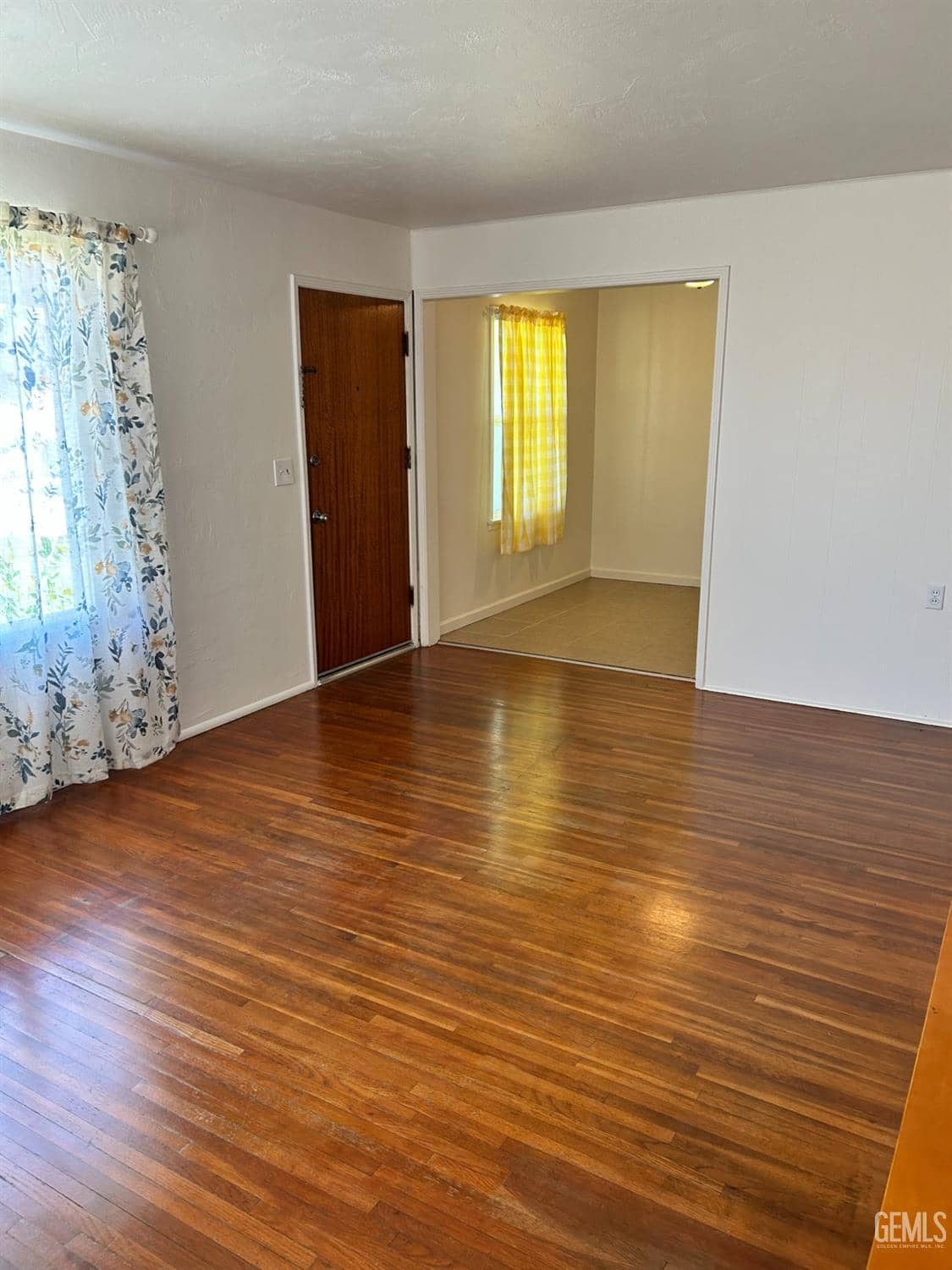 435 Arvin Street — photo 5