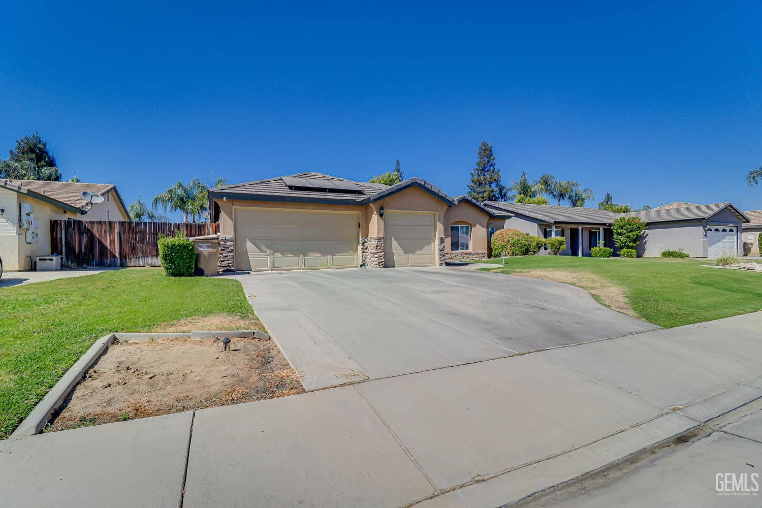 10106 Salerosa Court — photo 3