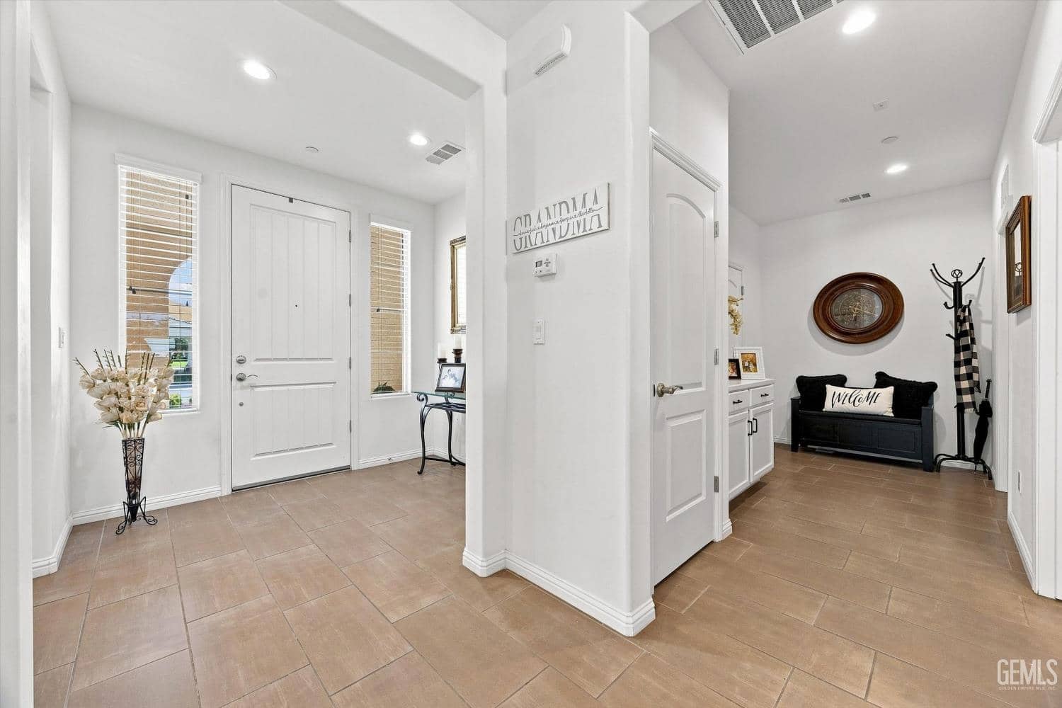 1713 Somerset Street — photo 3