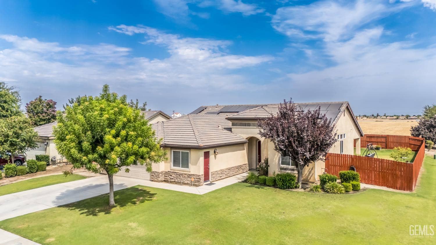 9500 Meadow Falls Drive