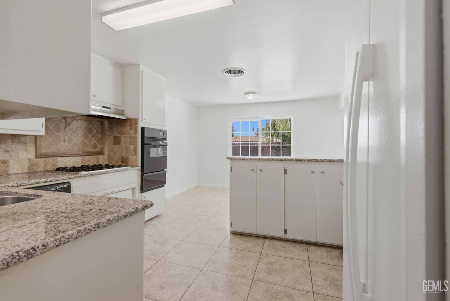 1005 McGregor Avenue — photo 3