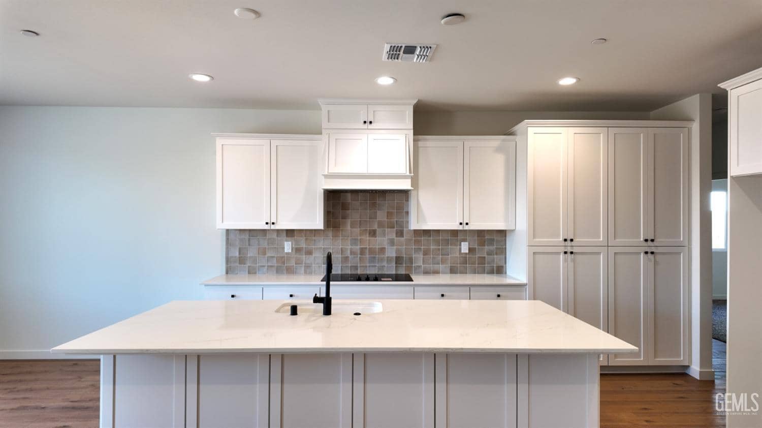 10608 Stora Alvaret Avenue — photo 3