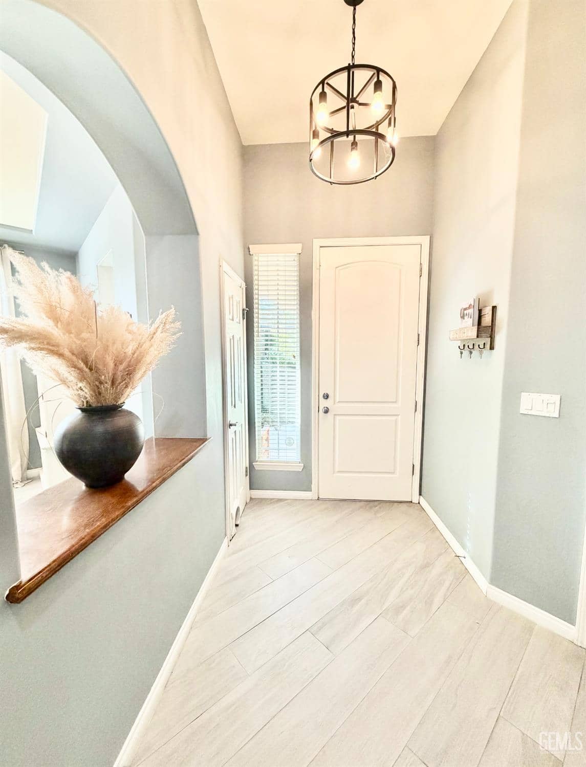 618 Mountain Mist Ct. — photo 5