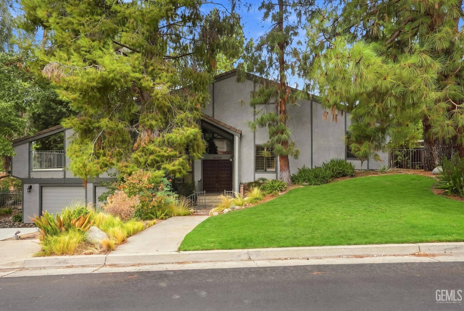 12430 Cattle King Drive — photo 2