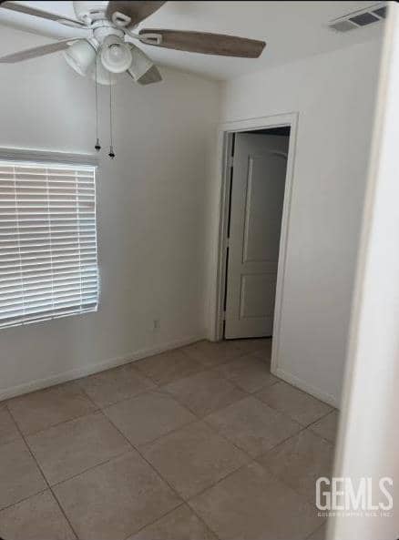 528 Knotts Street — photo 6