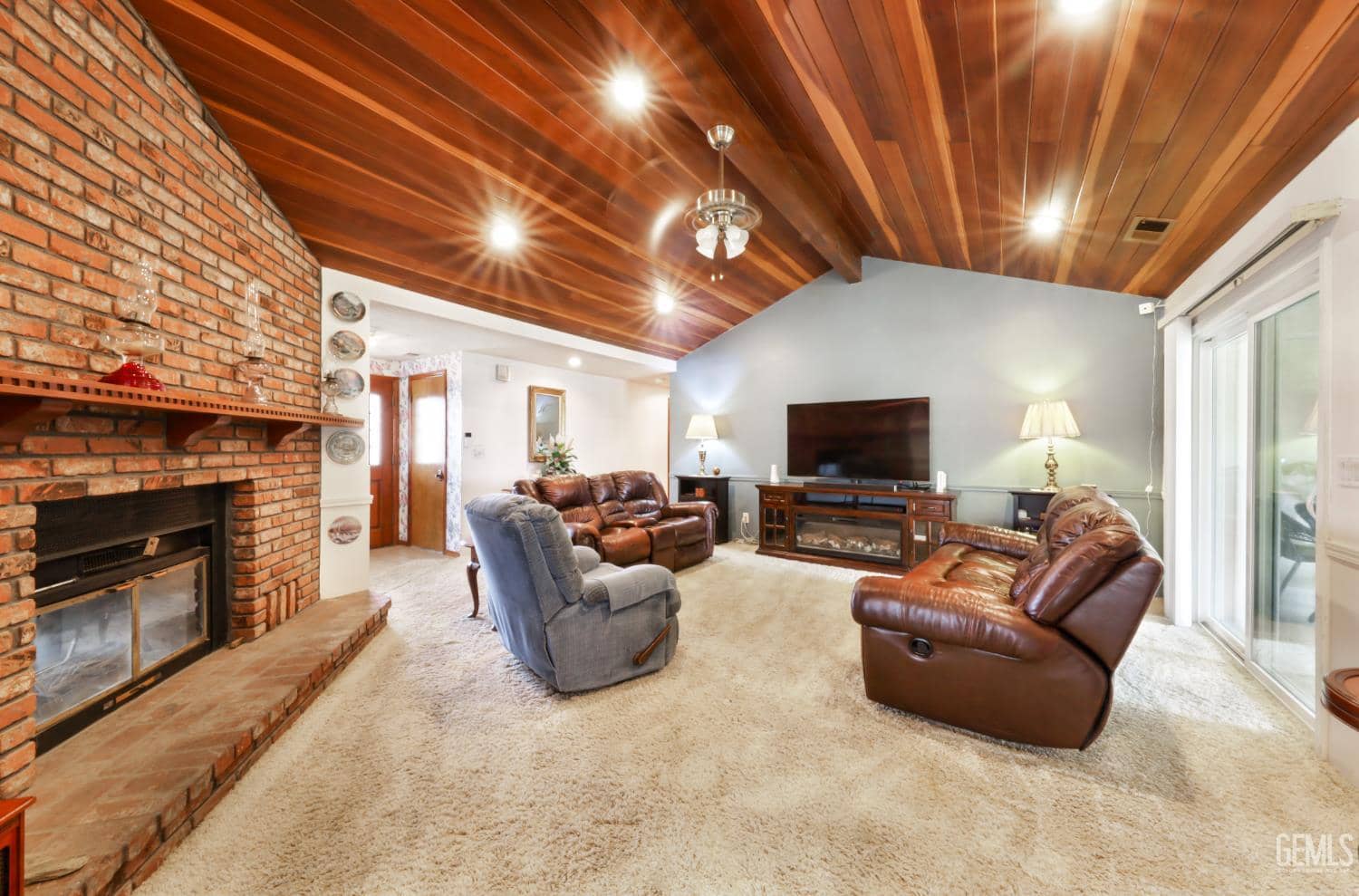 7225 Noah Avenue — photo 6