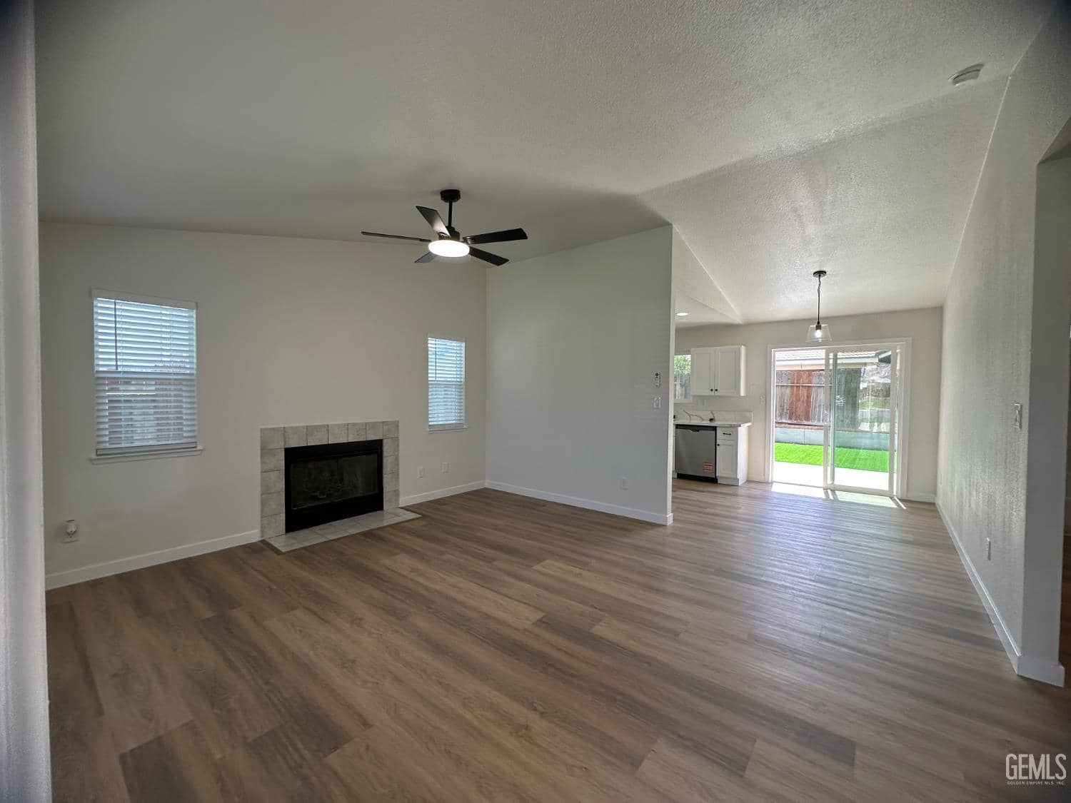 4401 Cyclone Drive — photo 3