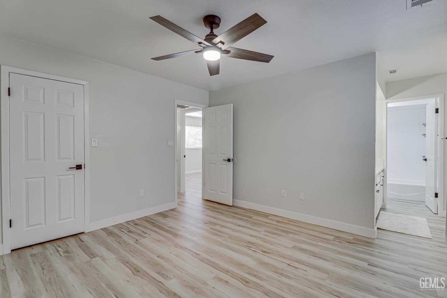 6700 Nottingham Lane — photo 3