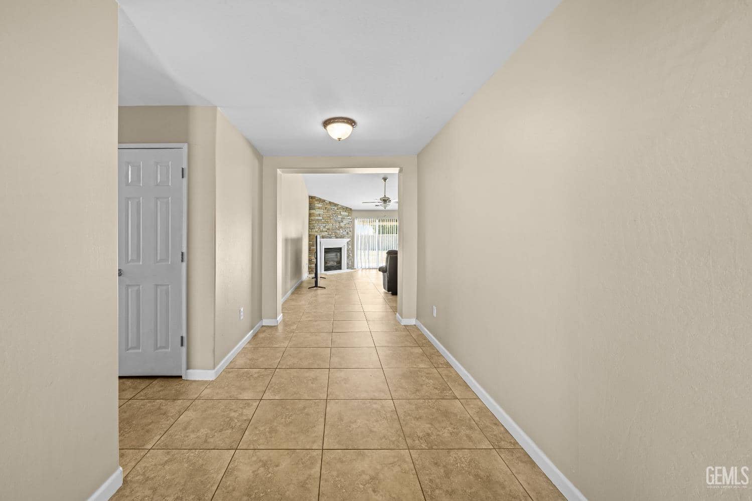 10503 Pleasant Valley Drive — photo 2