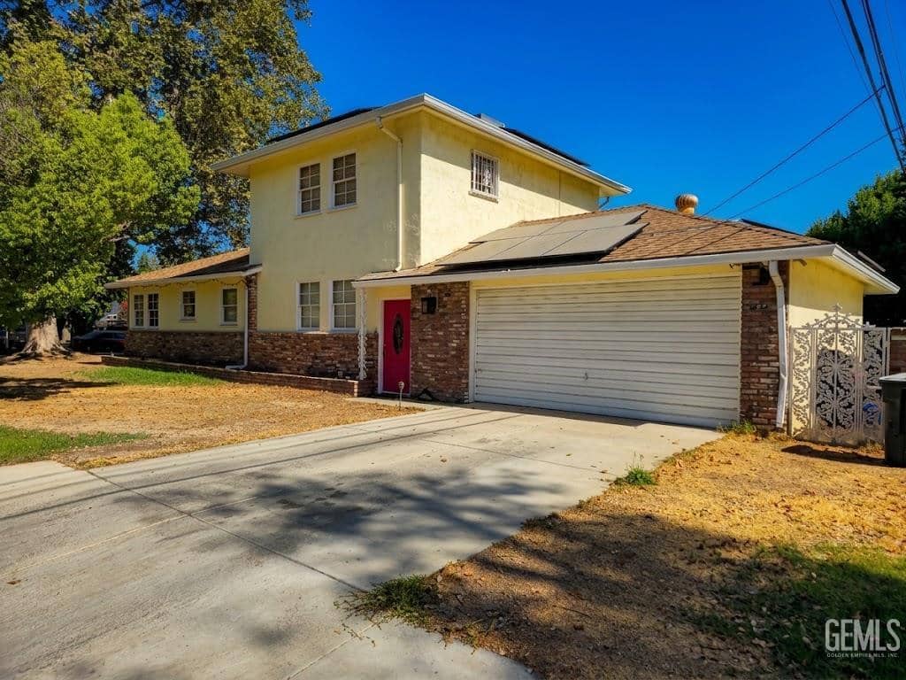 2500 Pine Street — photo 3
