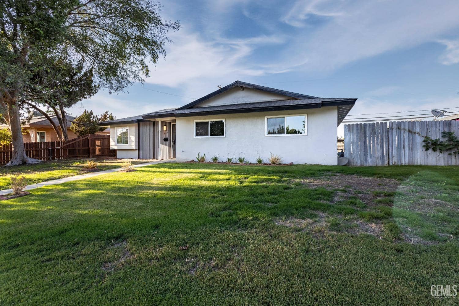 1112 San Vicente Drive — photo 3
