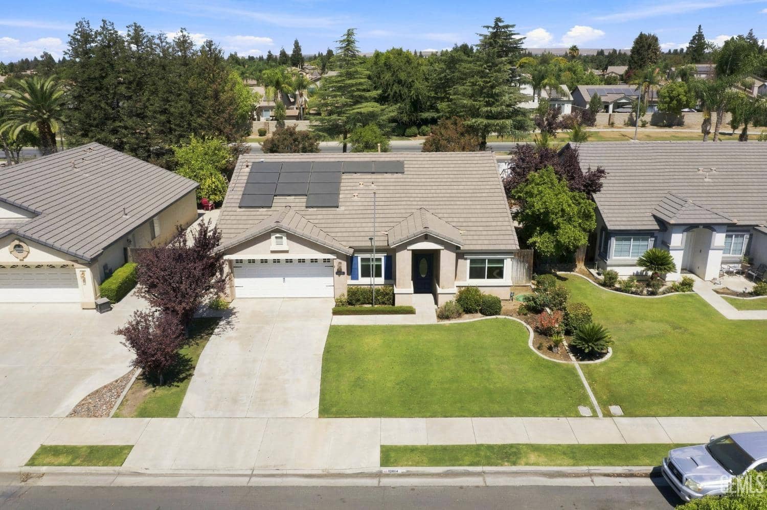 10604 Victoria Falls Avenue — photo 4