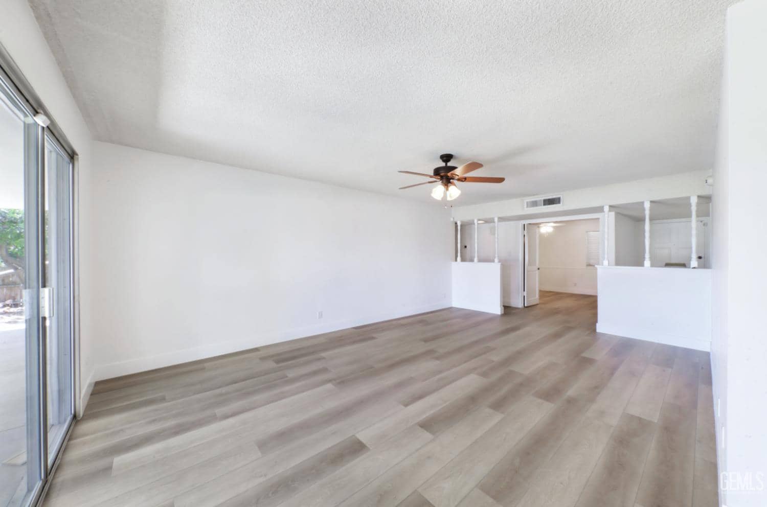 6009 Desert Hills Avenue — photo 4