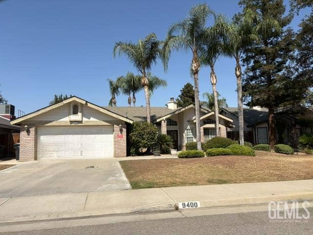 9400 Foxglen Court