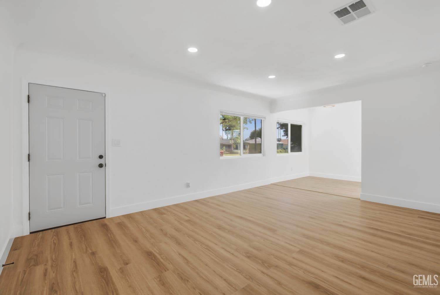 610 Arvin Street — photo 2