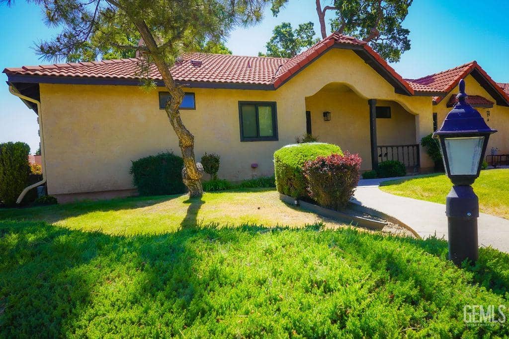 28881 Shannon Court — photo 2
