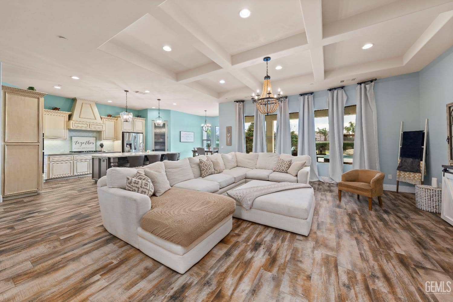 15521 Georges letour Avenue — photo 3