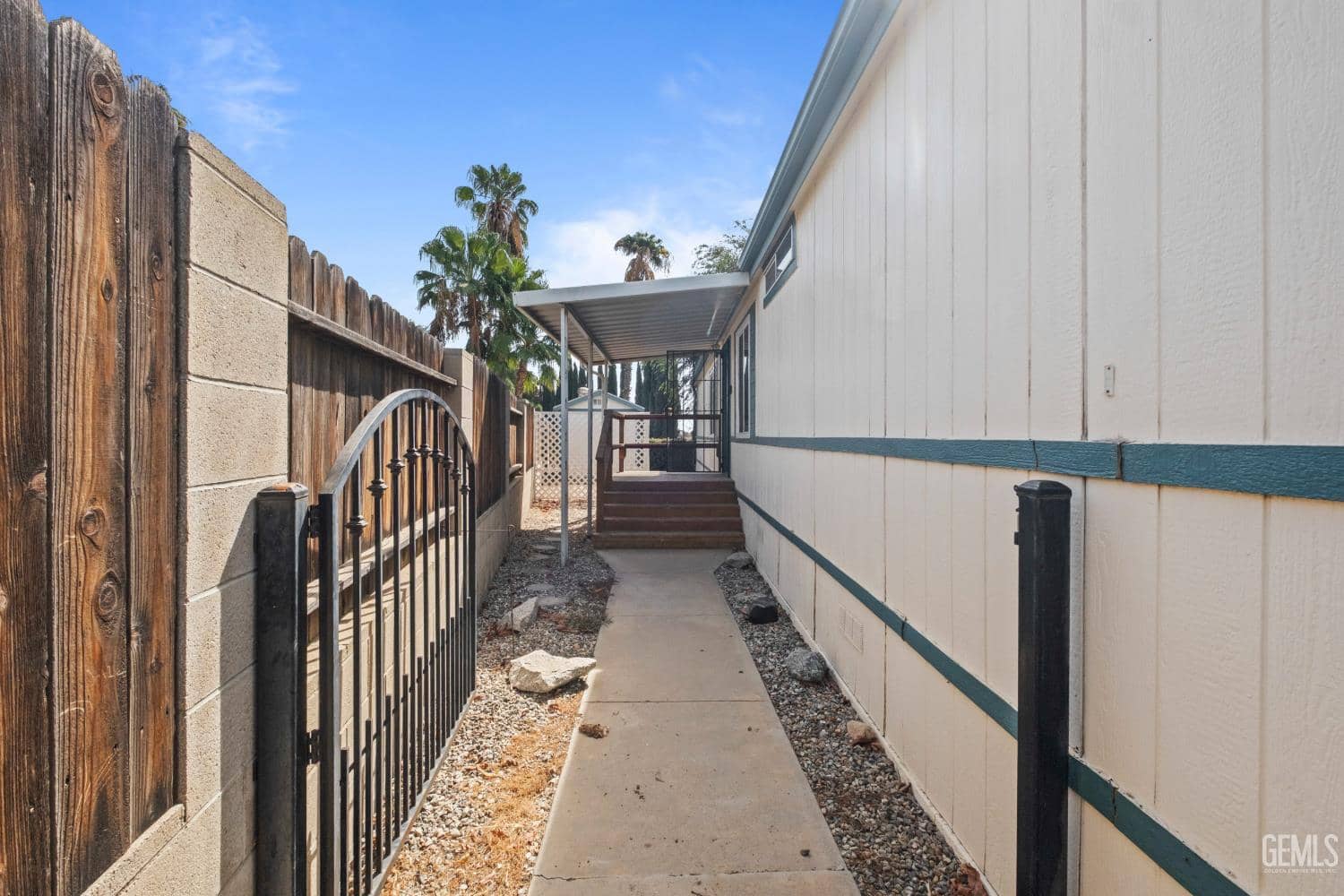 9000 Eastwind Circle — photo 5