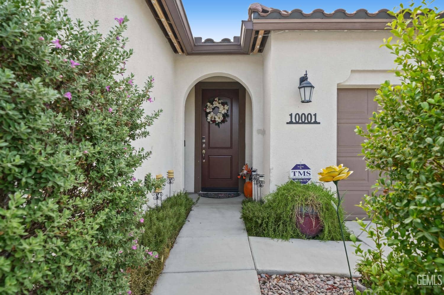 10001 Sentinel Peak Place — photo 3