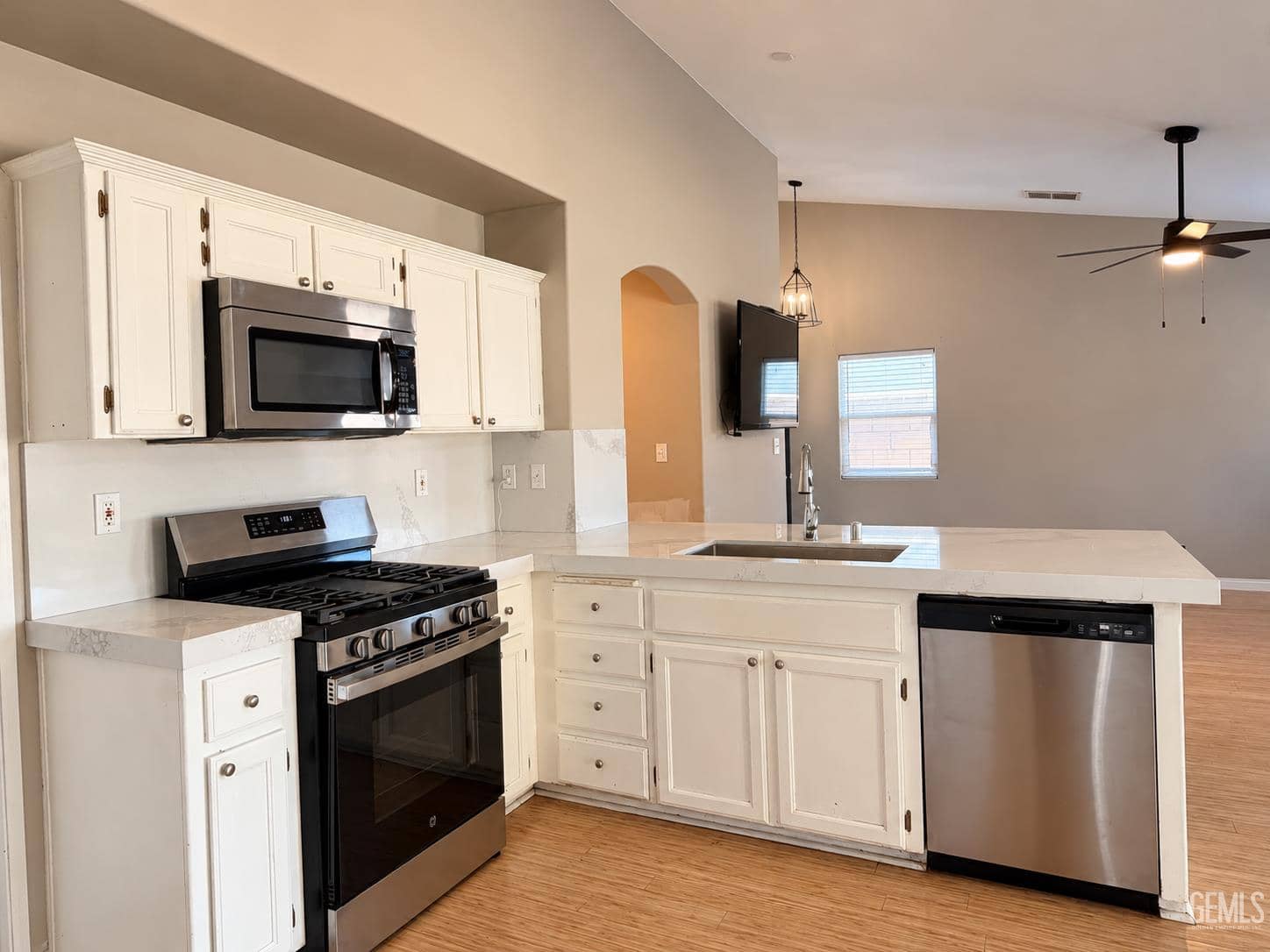 10006 Thistledown Lane — photo 6
