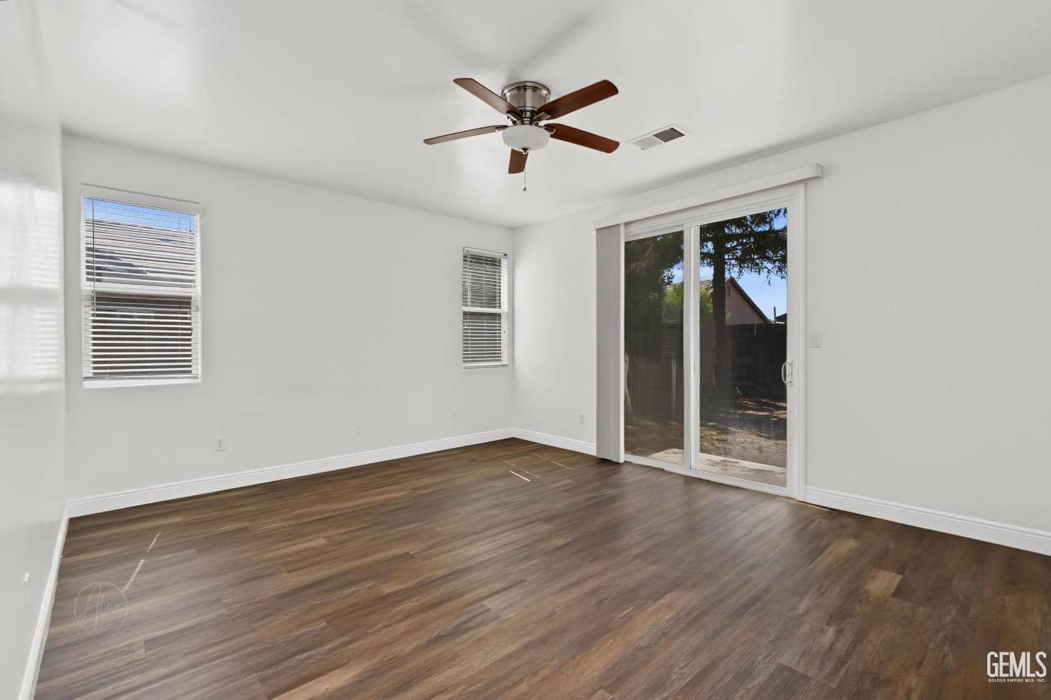 6311 Star Sapphire Drive — photo 6