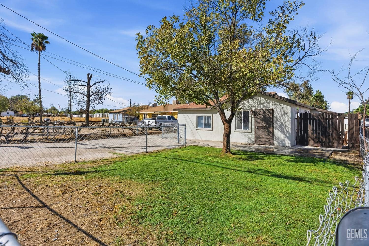 1010 E Casa Loma Drive — photo 3