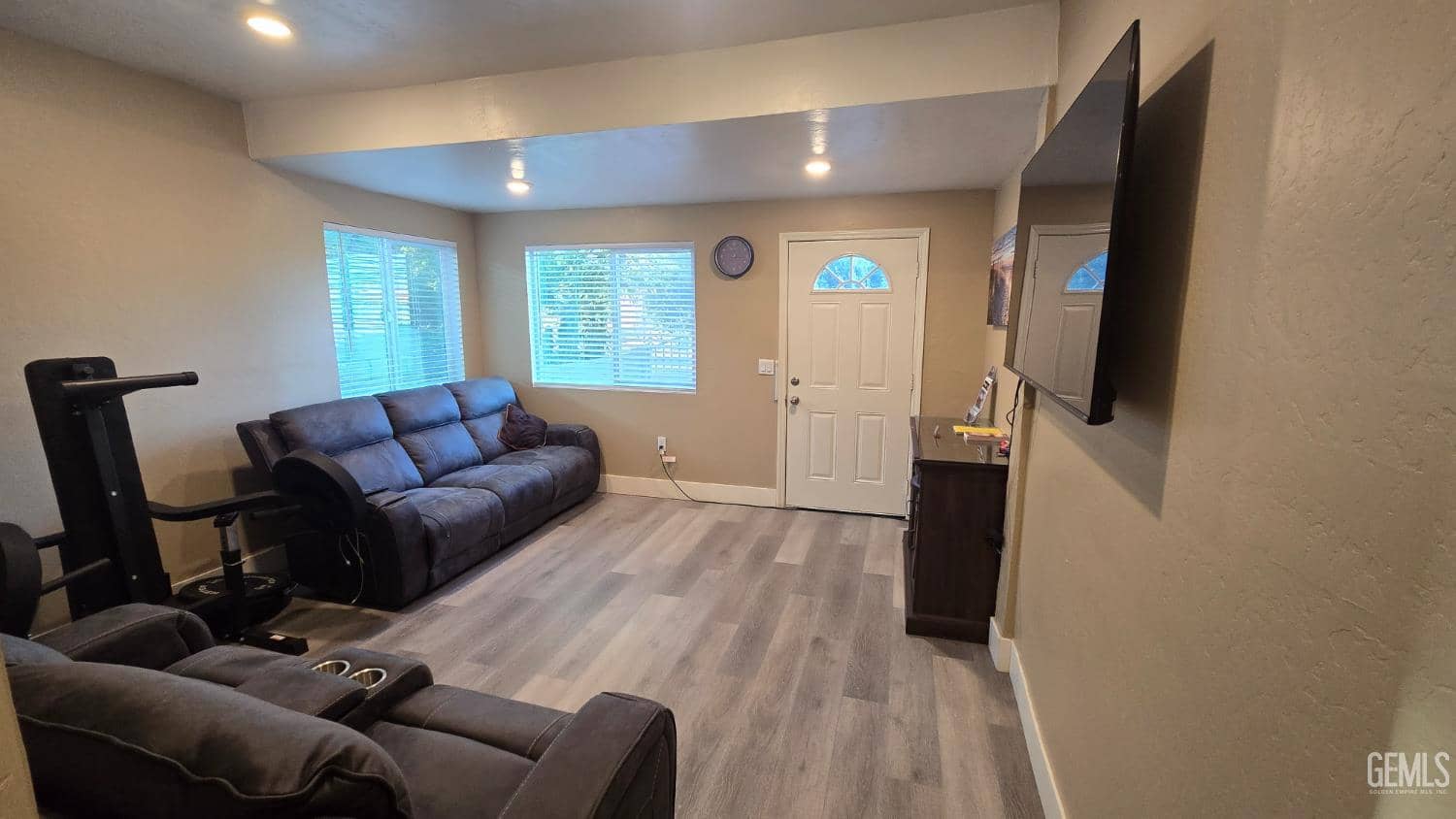 923 Sumner Street — photo 5