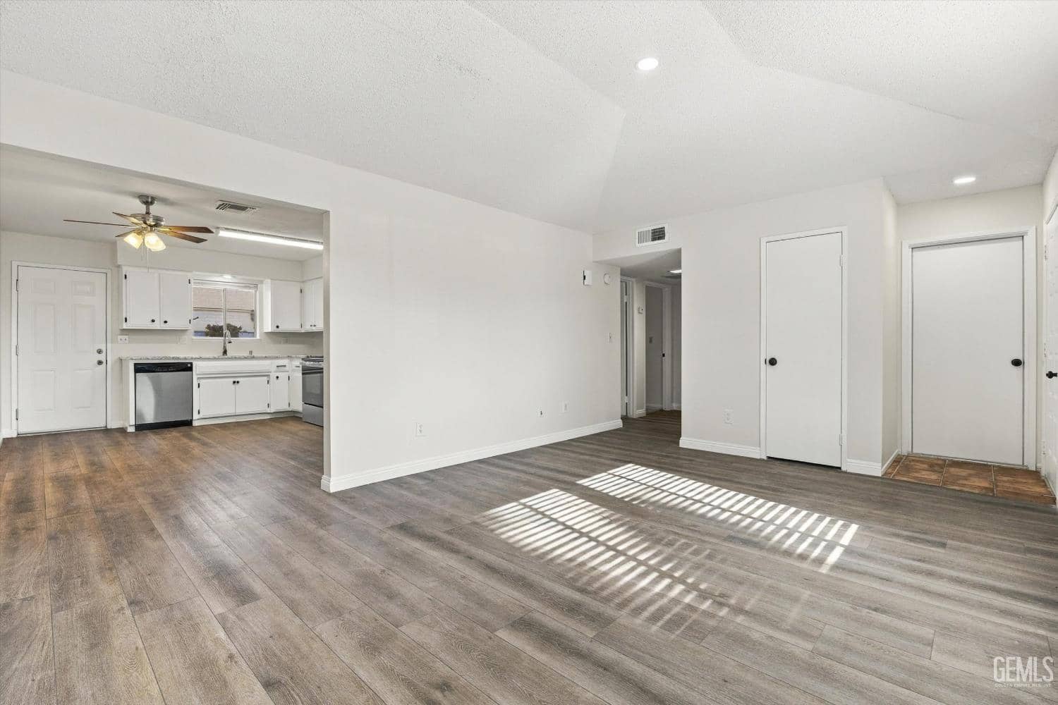 6808 Lafayette Way — photo 6
