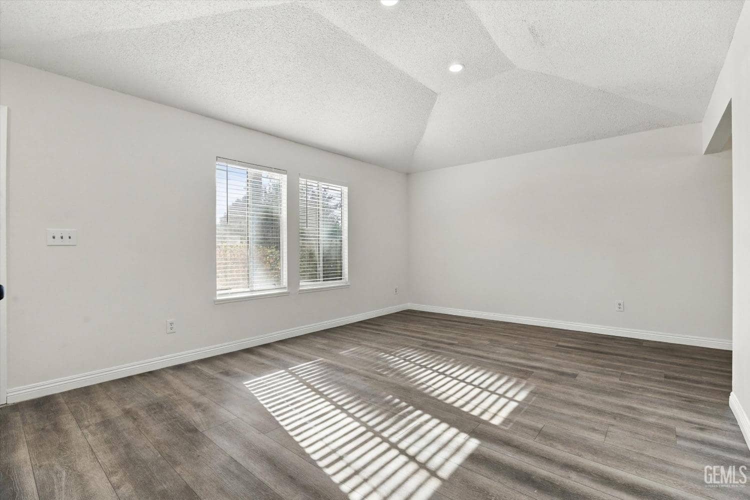 6808 Lafayette Way — photo 5